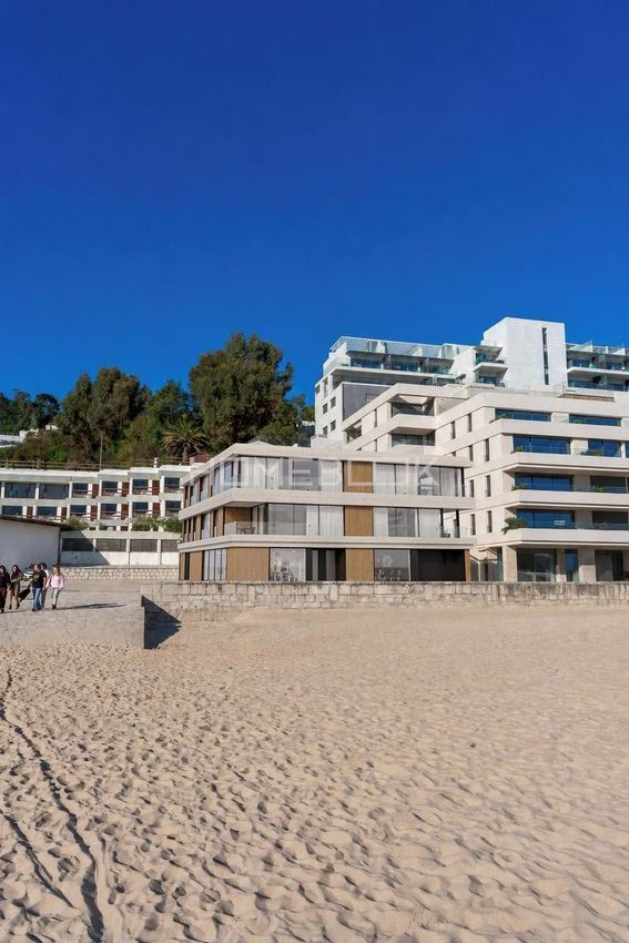 Imagem Vistas de prédio em Santiago (Sesimbra)