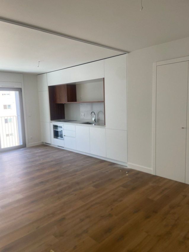 Imagem Divisão de apartamento t0 em Rua Pablo Neruda, 1
