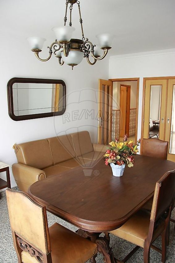 Imagem Sala de estar de apartamento t2 em Avenida da Praia