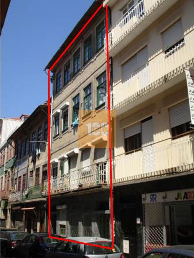 Imagem Fachada de prédio residencial em Rua do Sol