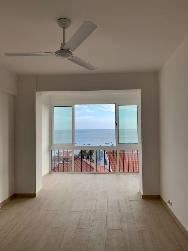 Imagem Divisão de apartamento t1 em Largo Leonor Faria Gomes, 12