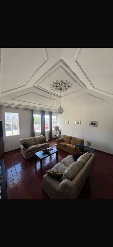 Imagem Sala de estar de quarto em Praça de Gomes Teixeira, 13