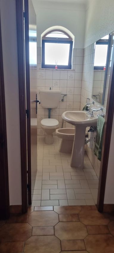 Imagem Casa de banho de apartamento t4 em Rua Gandarada, 7