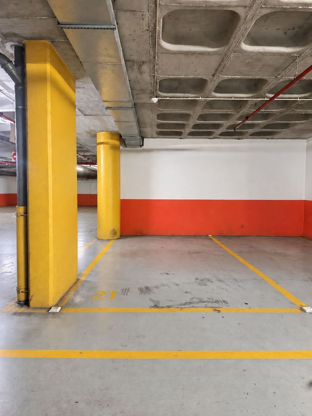Imagem Garagem de garagem em Laranjeiras