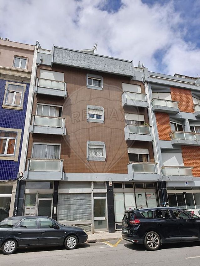 Imagem Vistas de apartamento t2 em Rua do Paraíso