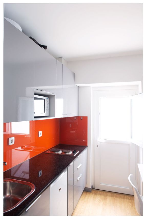 Imagem Cozinha de apartamento t0 em Rua Doutor António José de Almeida, 47