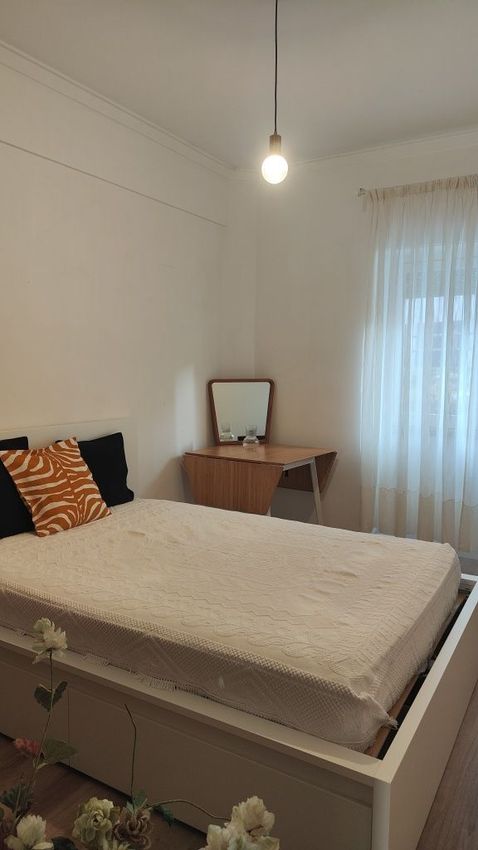 Imagem Quarto de apartamento t1 em Via, 33