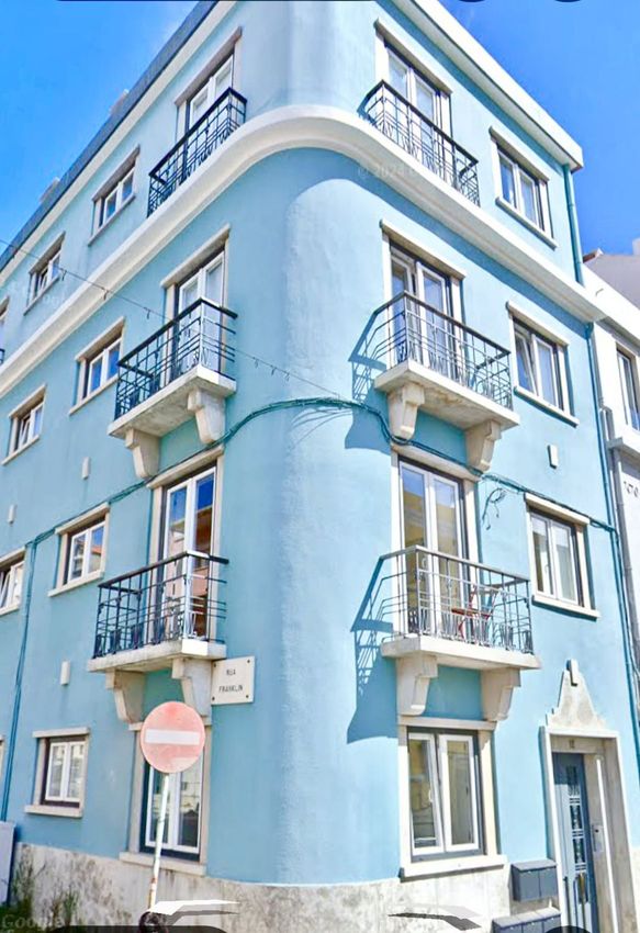 Imagem Fachada de apartamento t2 em Rua Fernão de Magalhães, 12