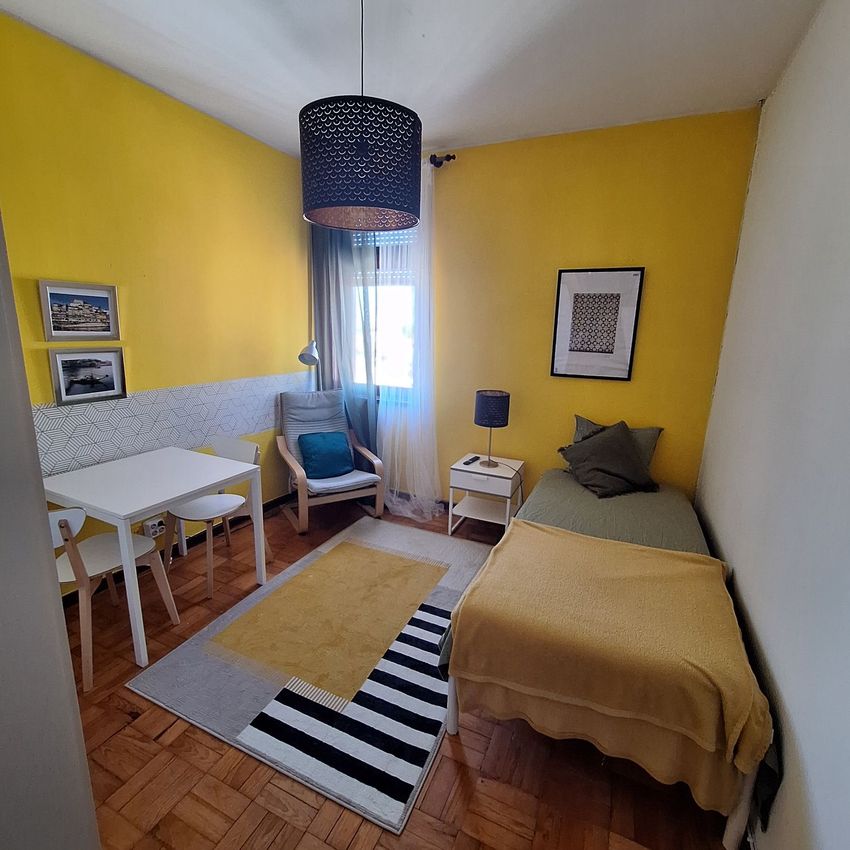 Imagem Quarto de quarto em Rua do Monte Alegre, 98