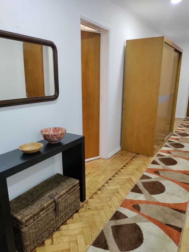 Imagem Corredor de quarto em Rua Alfredo Simões Pimenta, 17 nEsq