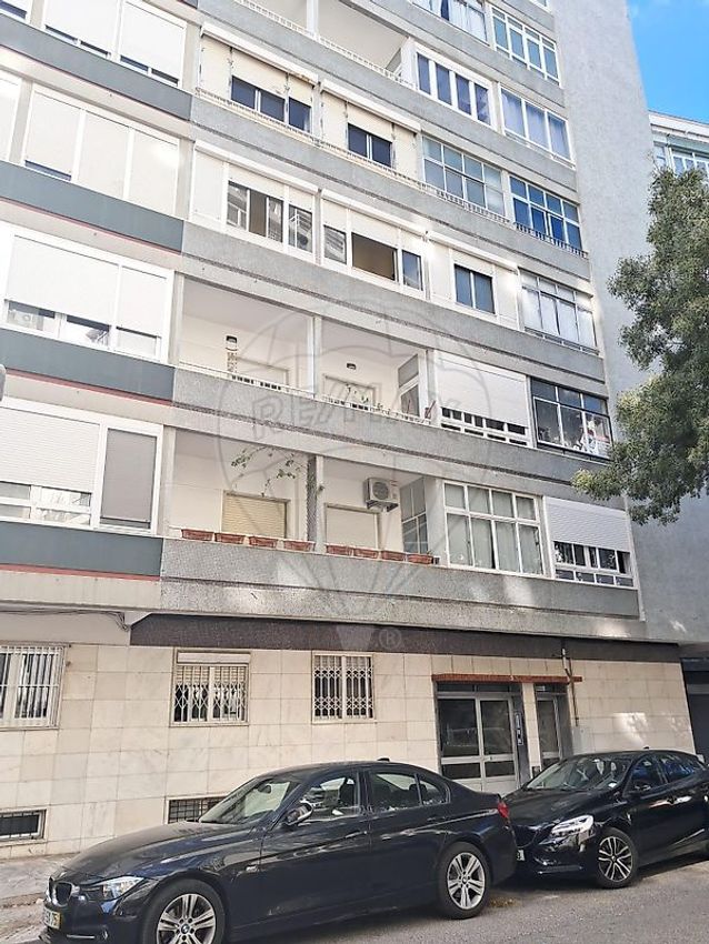 Imagem Vistas de apartamento t3 em Praça Doutor Nuno Pinheiro Torres
