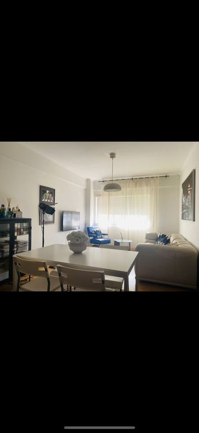 Imagem Sala de estar de apartamento t1 em Rua Francisco Pedro Curado, 8