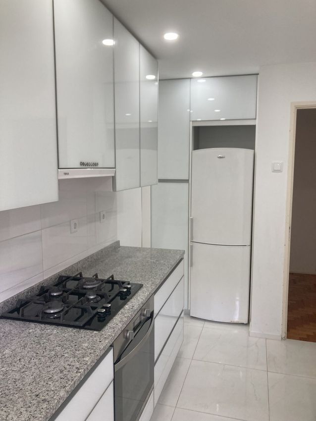 Imagem Cozinha de quarto em Avenida Dom João I, 17