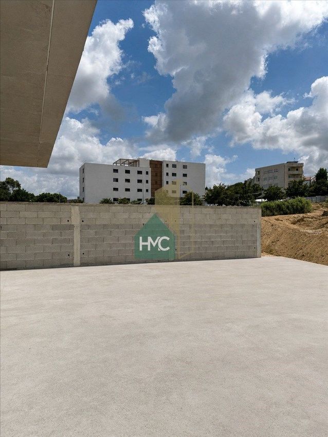 Imagem Jardim de apartamento t2 em Silvares - Pias - Nogueira - Alvarenga