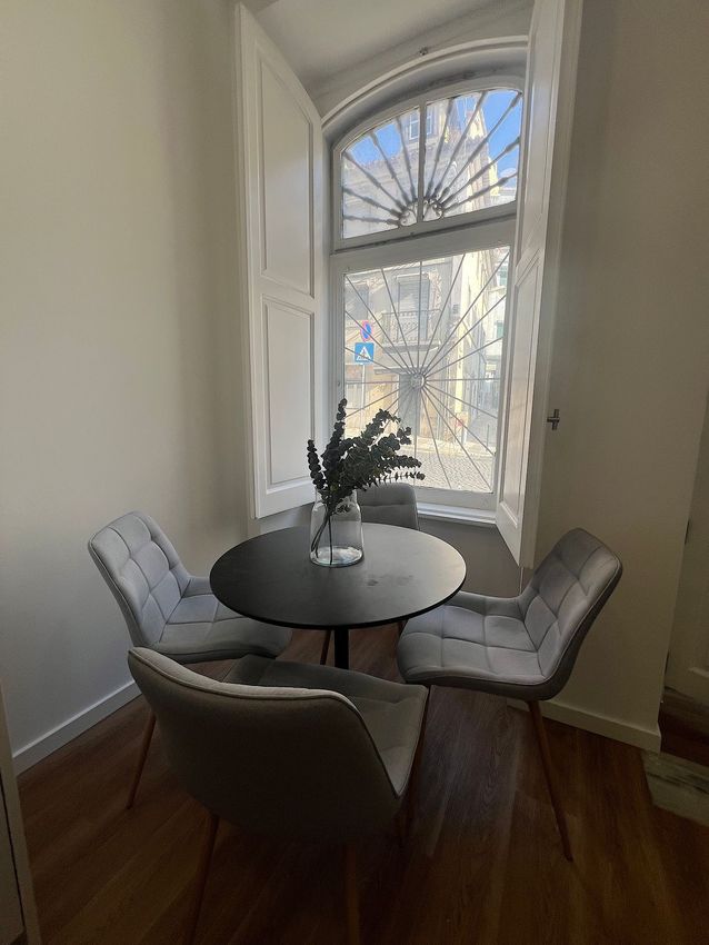 Imagem Sala de estar de apartamento t2 em Rua do Vale de Santo António