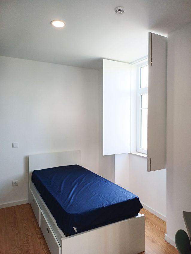 Imagem Quarto de quarto em Rua Doutor Dias Ferreira, 80