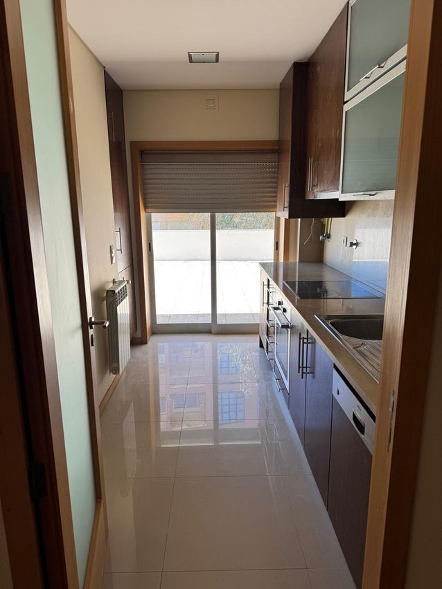Imagem Cozinha de apartamento t1 em Rua Zeferino Costa, 223