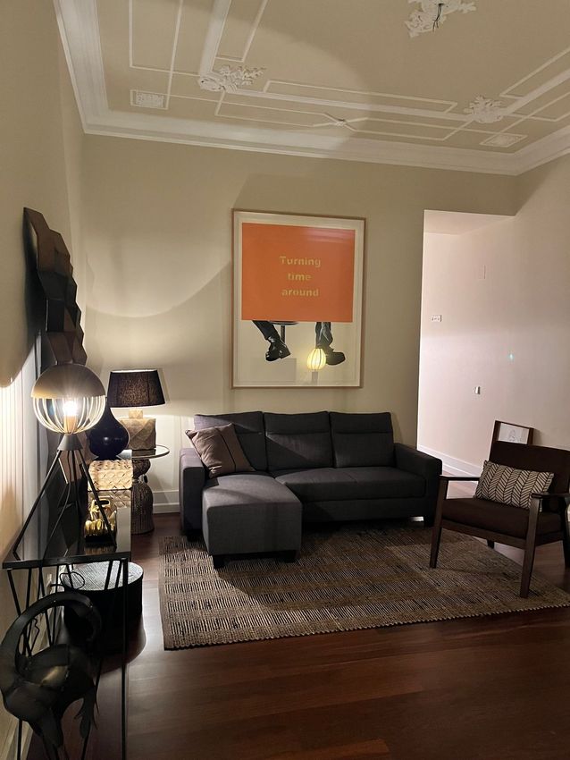 Imagem Sala de estar de apartamento t1 em Avenida Duque de Loulé, 90