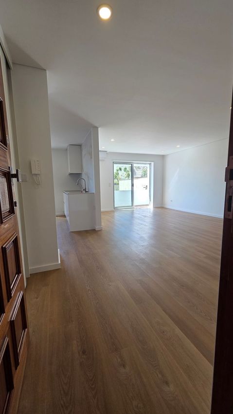 Imagem Sala de estar de apartamento t2 em Lapa - Bouça