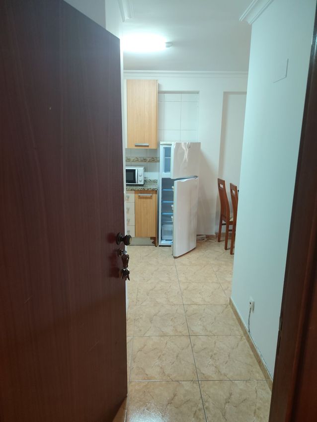 Imagem Cozinha de apartamento t0 em Rua dos Namorados, 1