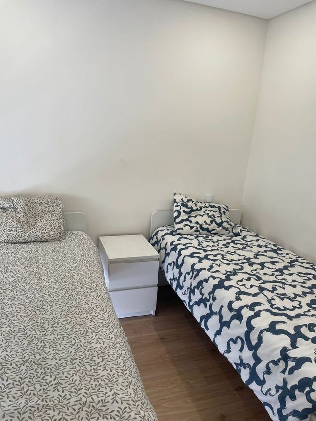 Imagem Quarto de apartamento t3 em Rua Pinto Aguiar, 326