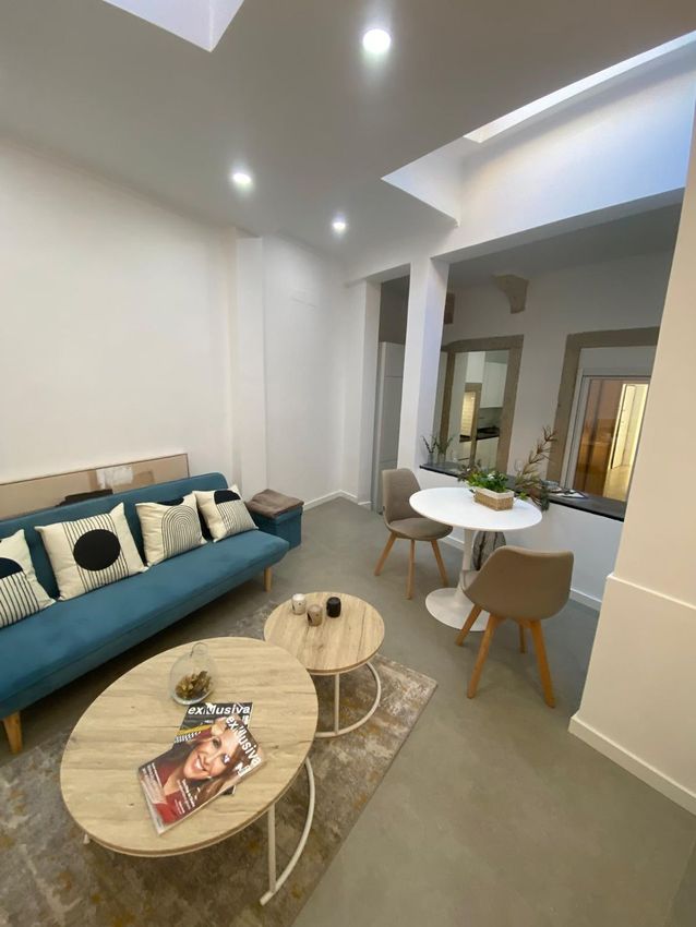 Imagem Sala de estar de apartamento t3 em Rua Angelina Vidal