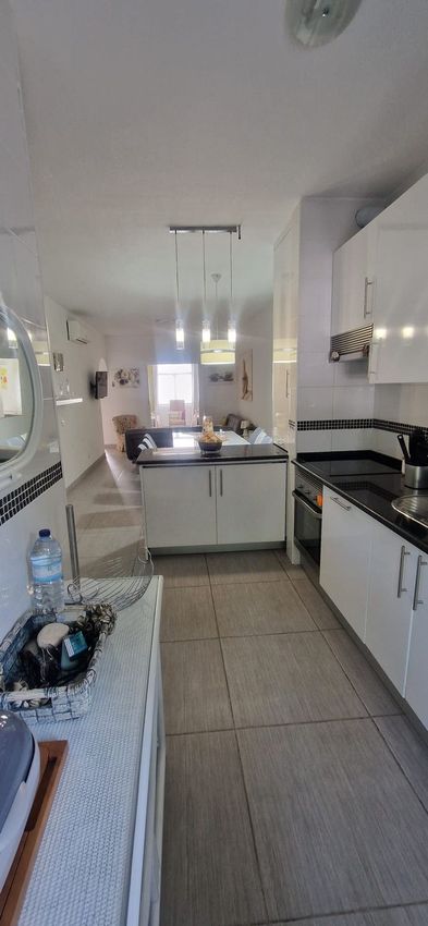 Imagem Cozinha de apartamento t2 em Rua do Atlântico, 28