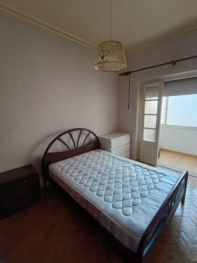Imagem Quarto de quarto em Rua Ernesto Melo Antunes, 9