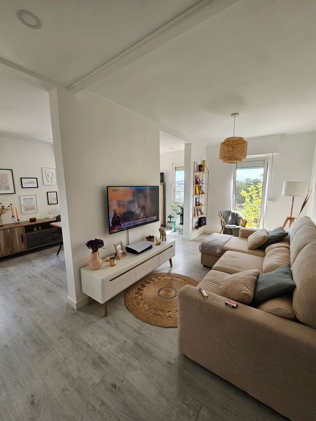Imagem Sala de estar de apartamento t3 em Praceta Manuel Fialho, 1