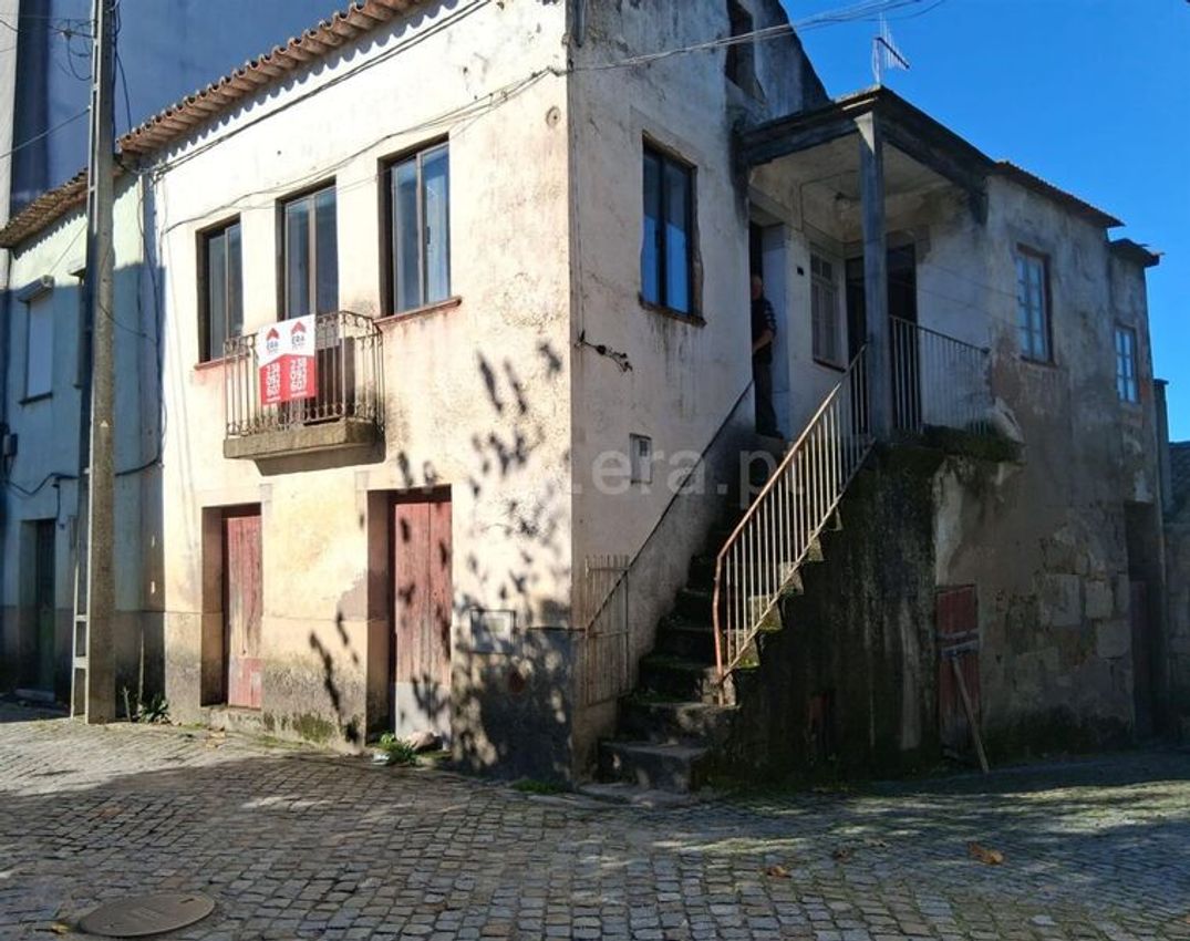 Imagem Vistas de  casa ou moradia em Paranhos