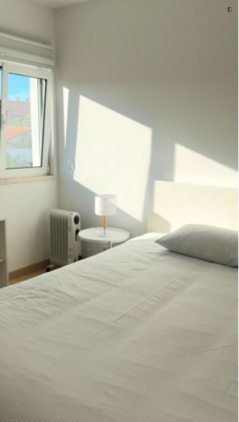Imagem Quarto de quarto em Praceta Gonçalves Zarco