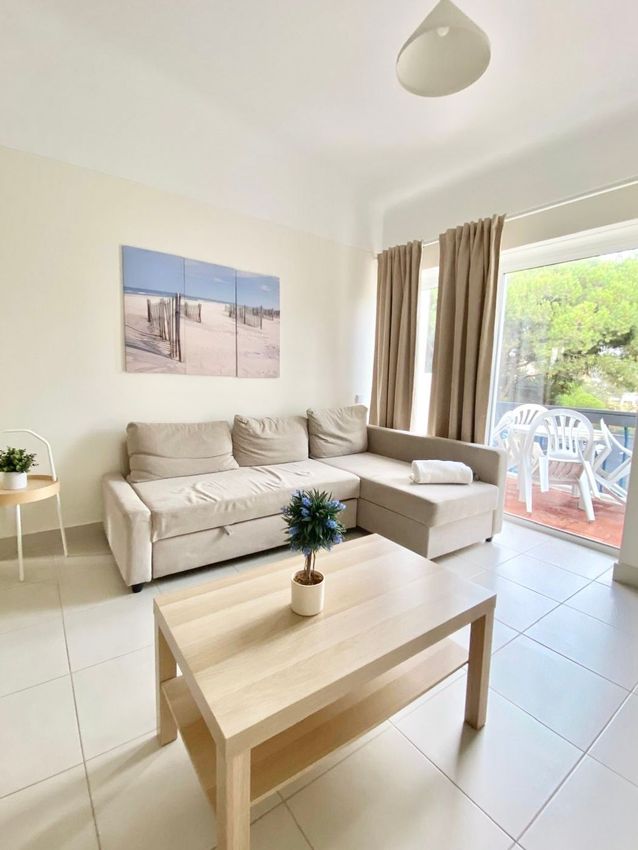 Imagem Sala de estar de apartamento t1 em Caminho do Lago, 9