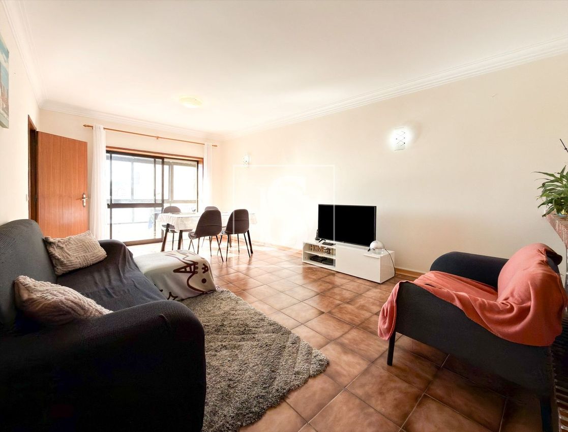Imagem Sala de estar de apartamento t3 em Santa Maria Maior