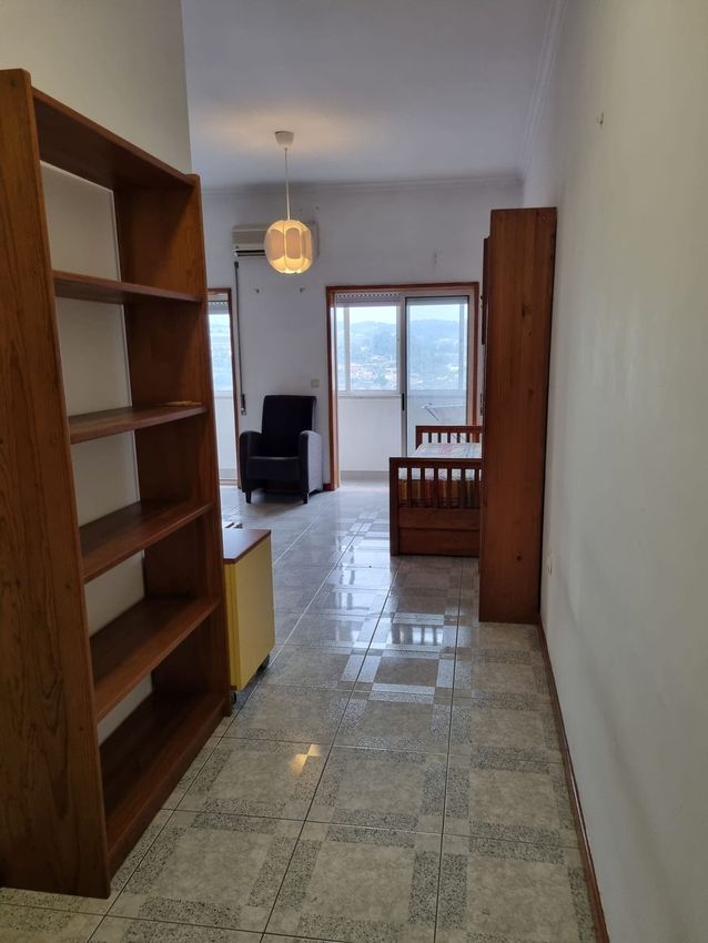 Imagem Corredor de apartamento t0 em Rua 24 de Junho, 2063