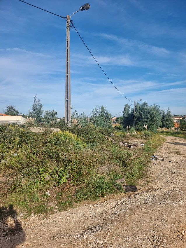 Imagem Vistas de terreno em Rua dos Tornados