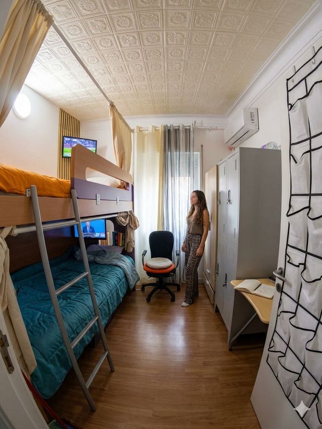 Imagem Quarto de quarto em Rua Garcia de Orta, 2