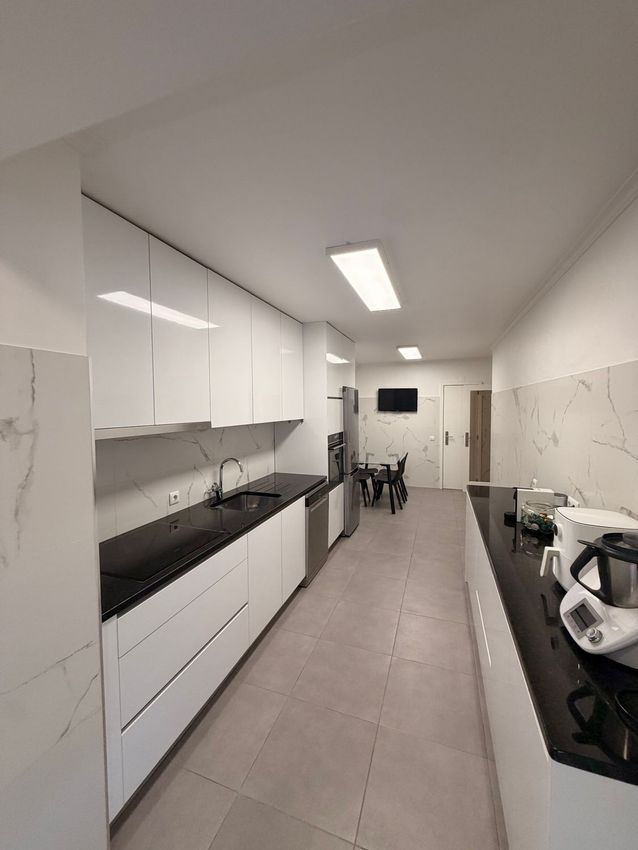 Зображення Кухня, квартира t3, Avenida Antero de Quental, 93