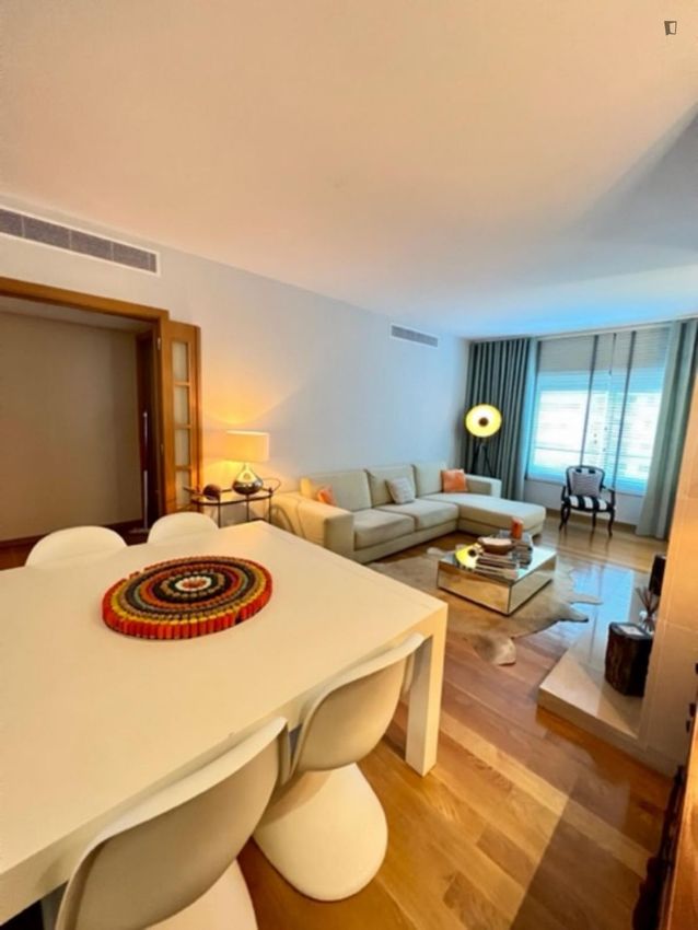 Imagem Sala de estar de apartamento t2 em Rua do Congo