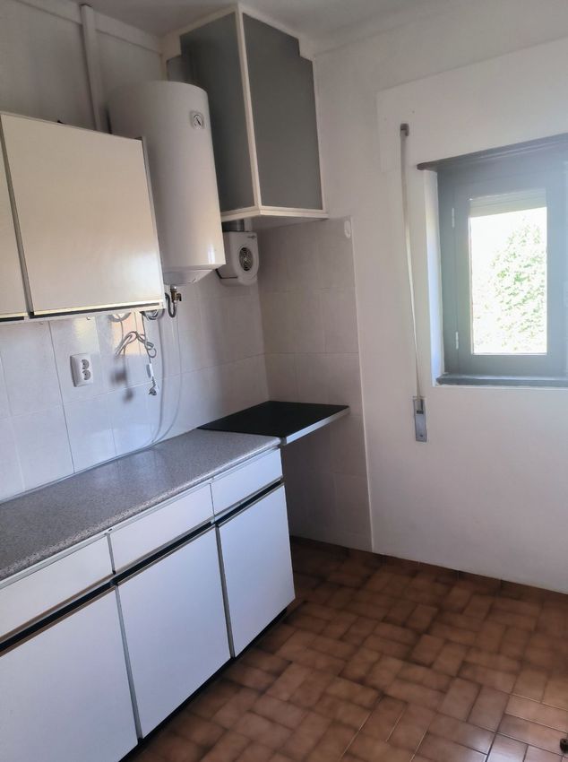 Imagem Cozinha de apartamento t1 em Rua de Santo Amaro, 112