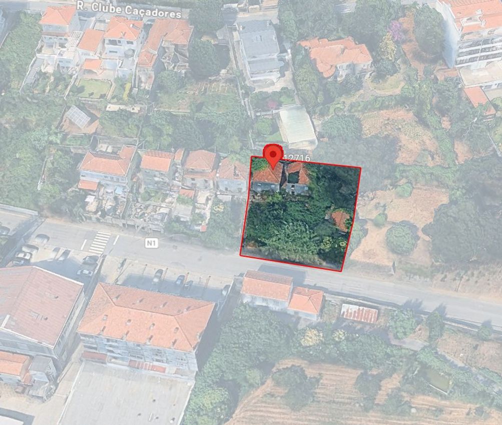 Imagem de terreno em Rua de Soares dos Reis