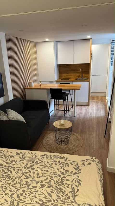 Imagem Sala de estar de apartamento t1 em Travessa dos Lagares, 15