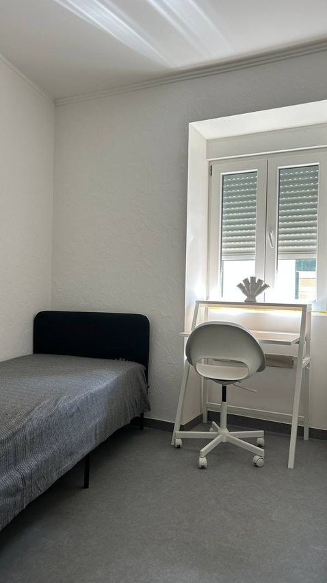 Imagem Quarto de quarto em Rua Alves Torgo, 32