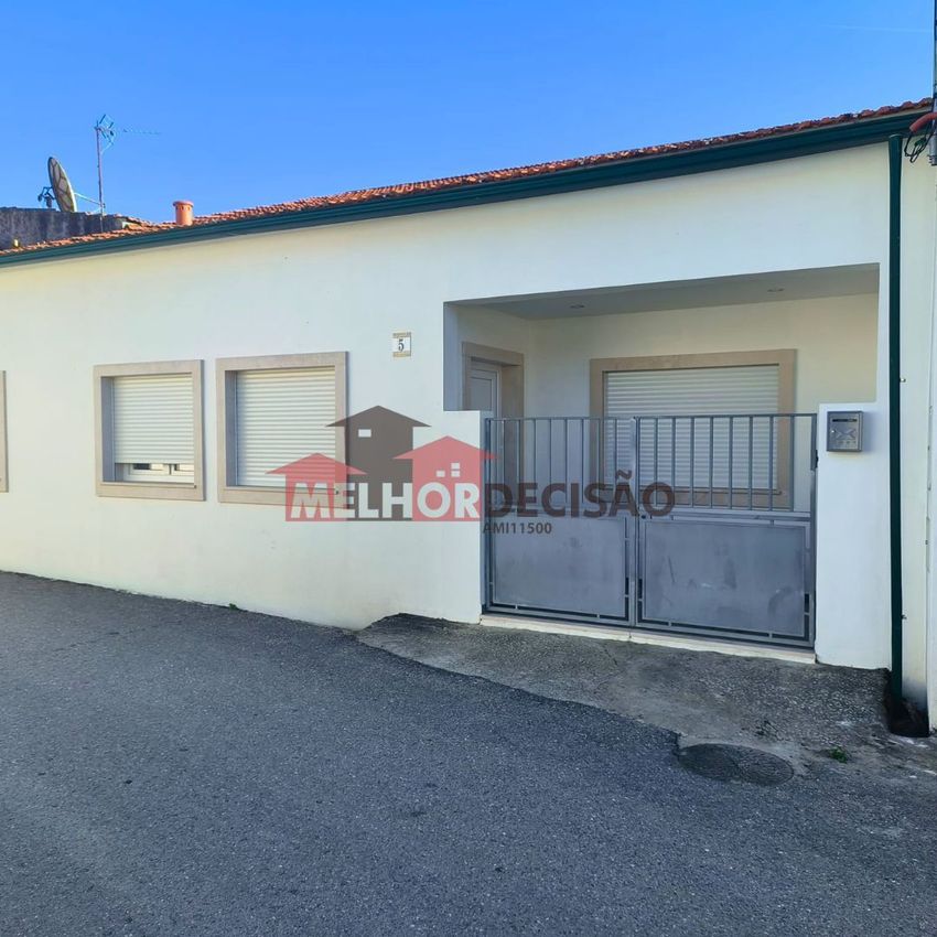Зображення Фасад,  таунхаус, Rua dr joao oliveira neves duque 2350-075, 5