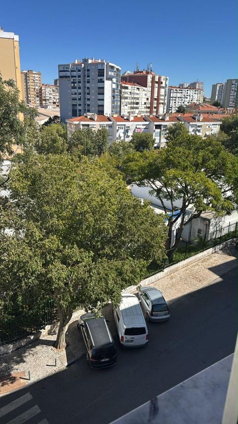 Imagem de apartamento t3 em Largo João das Regras, 9 a
