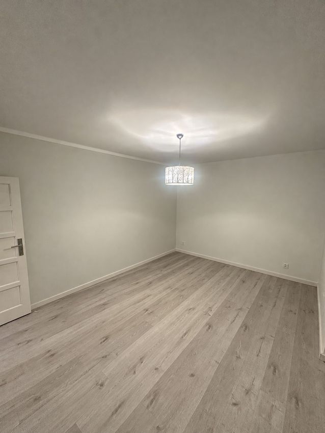Imagem Divisão de apartamento t1 em Rua do Porto Santo, 5
