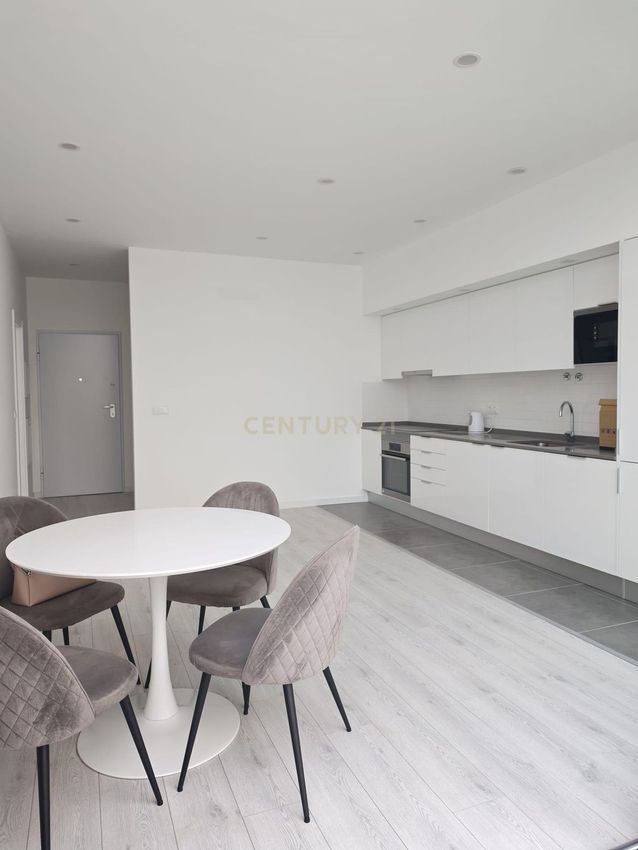 Imagem Sala de estar de apartamento t1 em Rua João de Lemos, 12