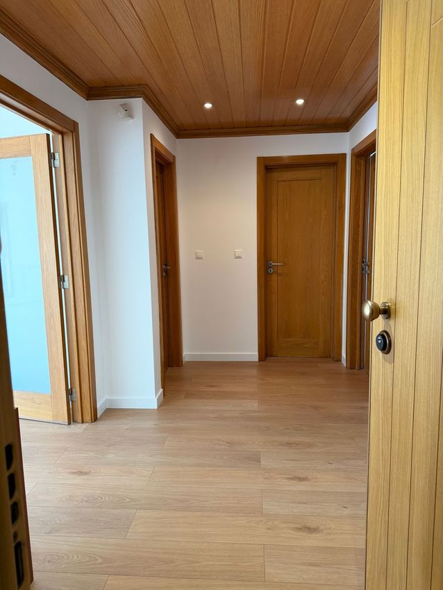 Зображення Вестибюль, квартира t2, Casas do Lago, 28