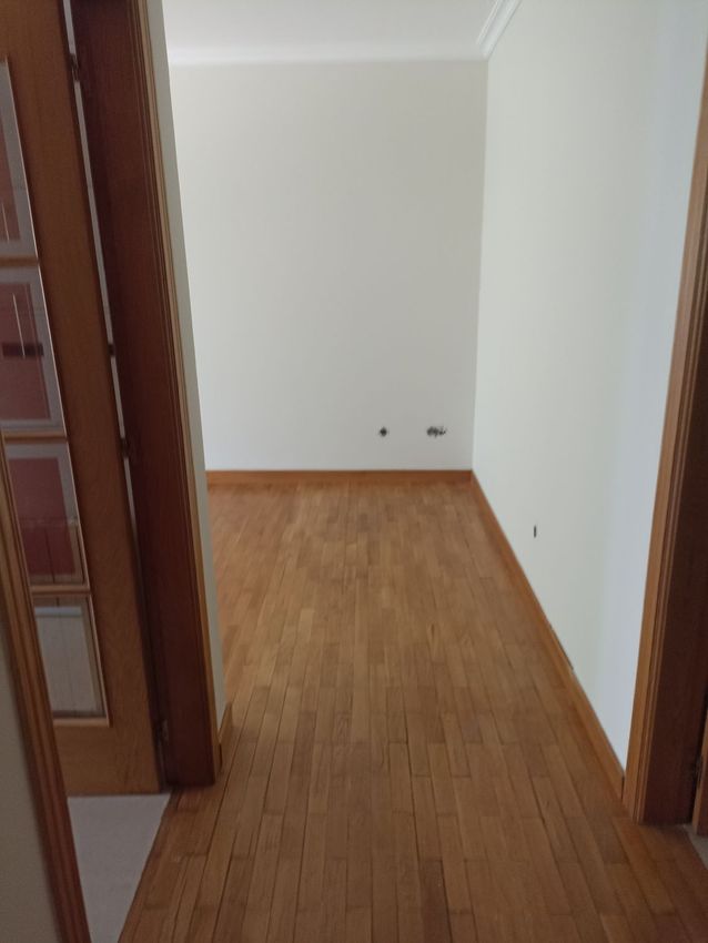 Imagem Divisão de apartamento t1 em Rua Particular de Santo Isidro