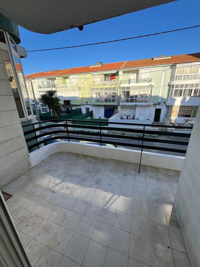 Imagem Terraço de apartamento t2 em Rua Fernão Lourenço, 21
