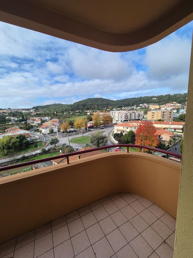 Imagem Terraço de apartamento t1 em Rua do Outeiro, 1